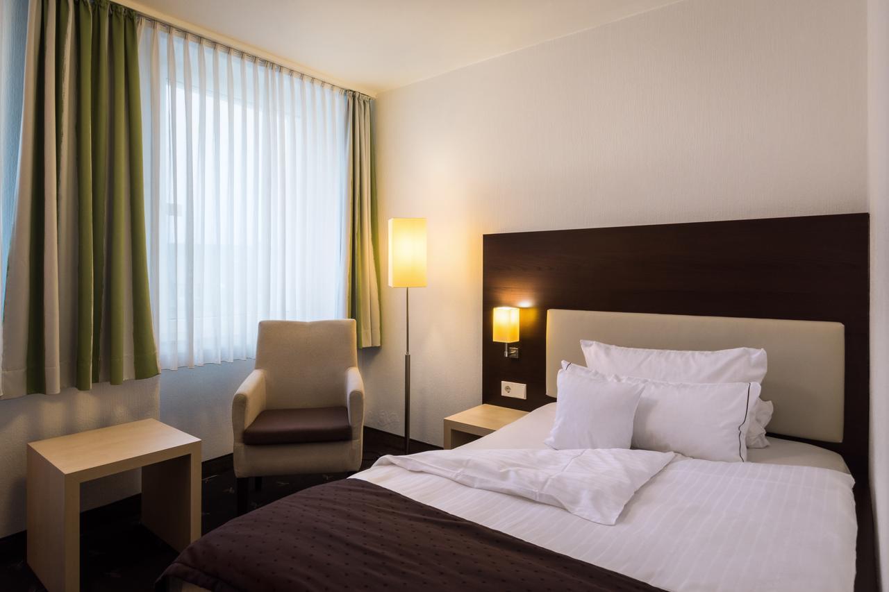 Esplanade Hotel