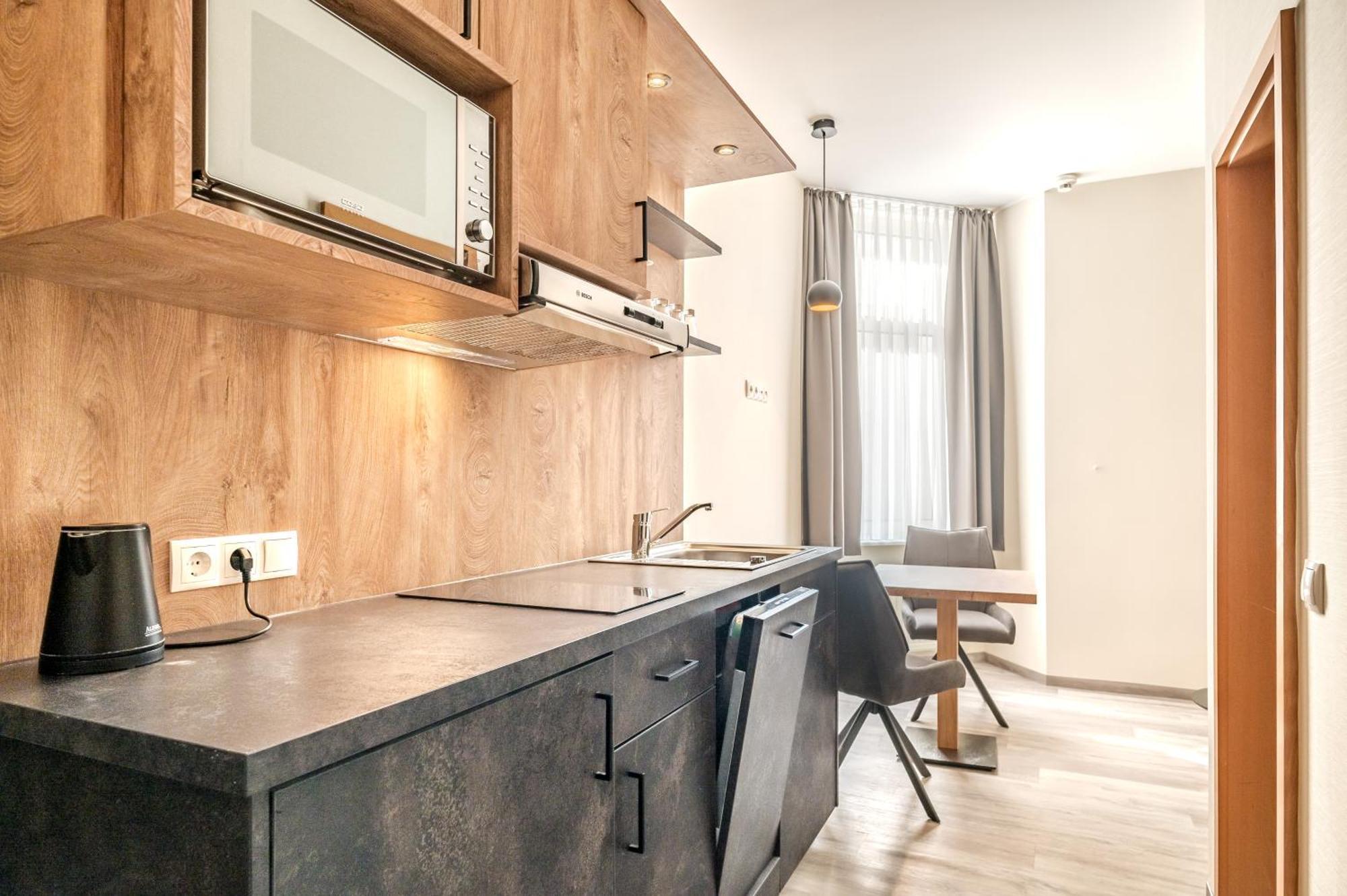 Esplanade Hotel 4*